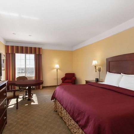 La Quinta By Wyndham Dodge City Exteriér fotografie